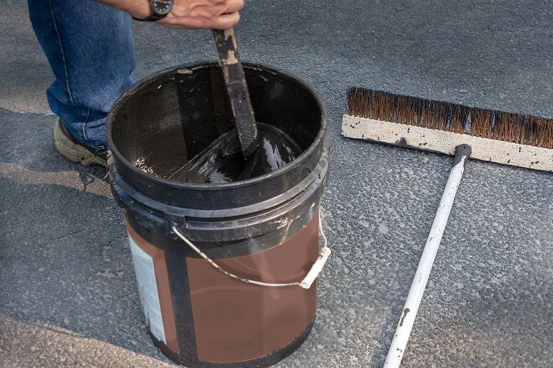 Asphalt Sealing in Miami Dade County, FL