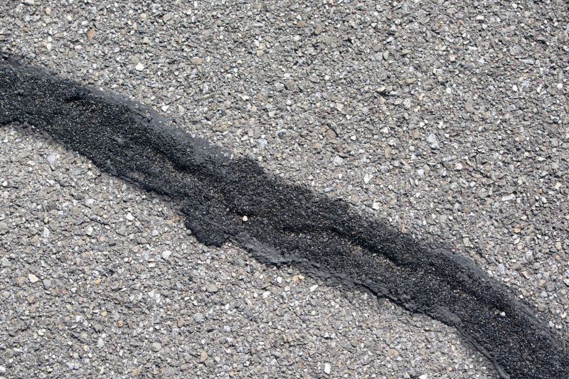 Asphalt Slurry Sealing in Grand Rapids, MI